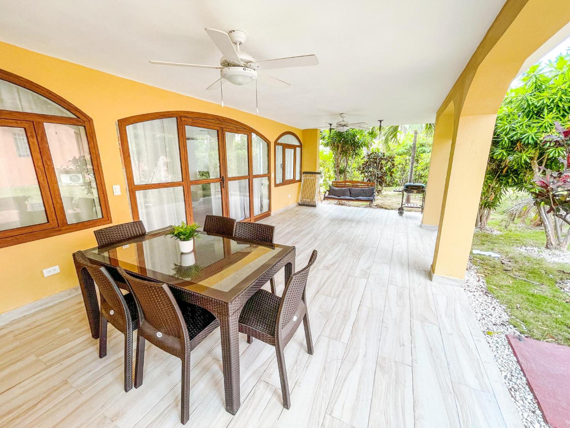 Sunny Seascape Villas & Aparts Hotel Wifi Bbq Los Corales Bavaro Beach Club & Spa Punta Cana Exterior photo