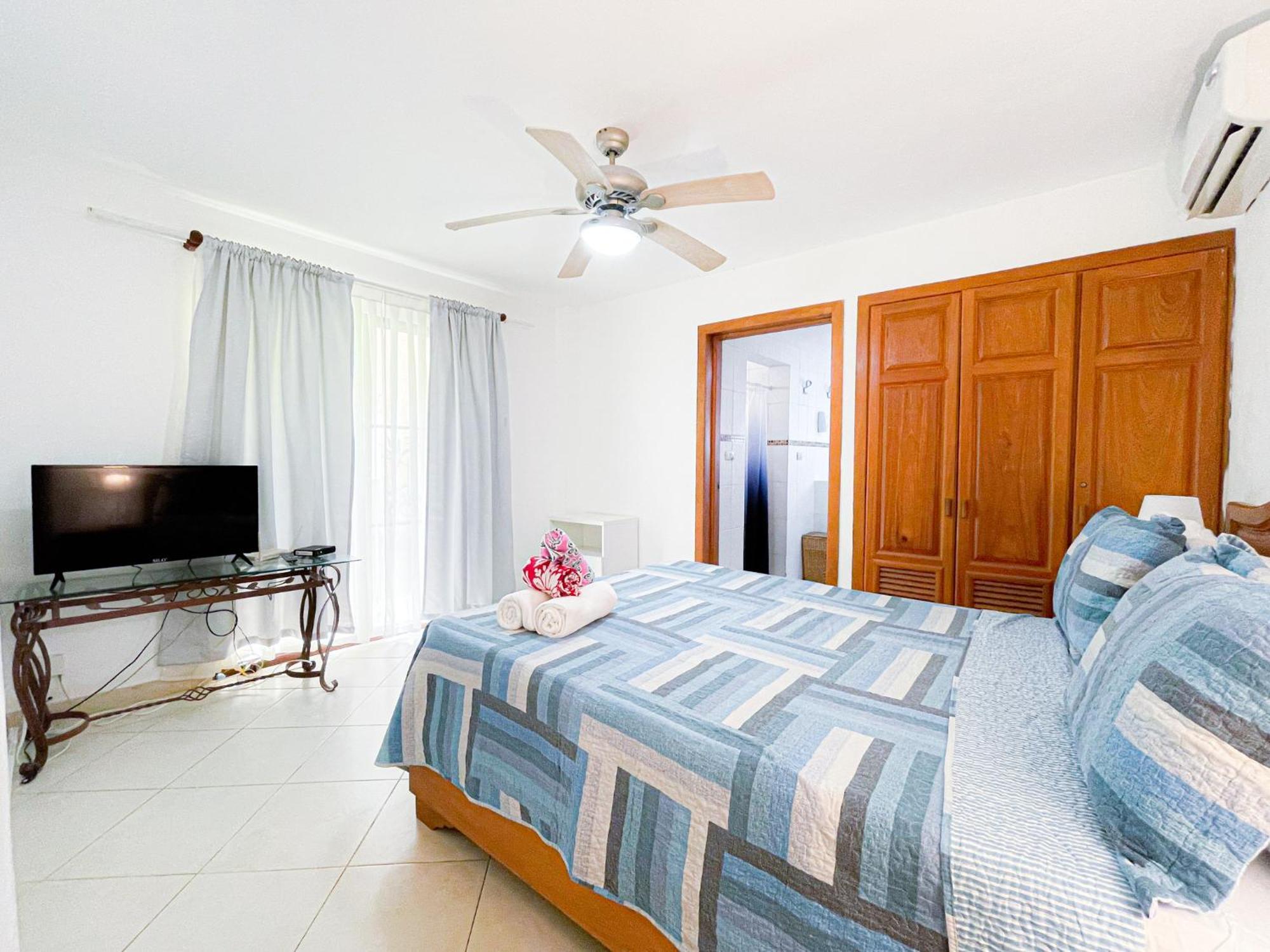 Sunny Seascape Villas & Aparts Hotel Wifi Bbq Los Corales Bavaro Beach Club & Spa Punta Cana Exterior photo