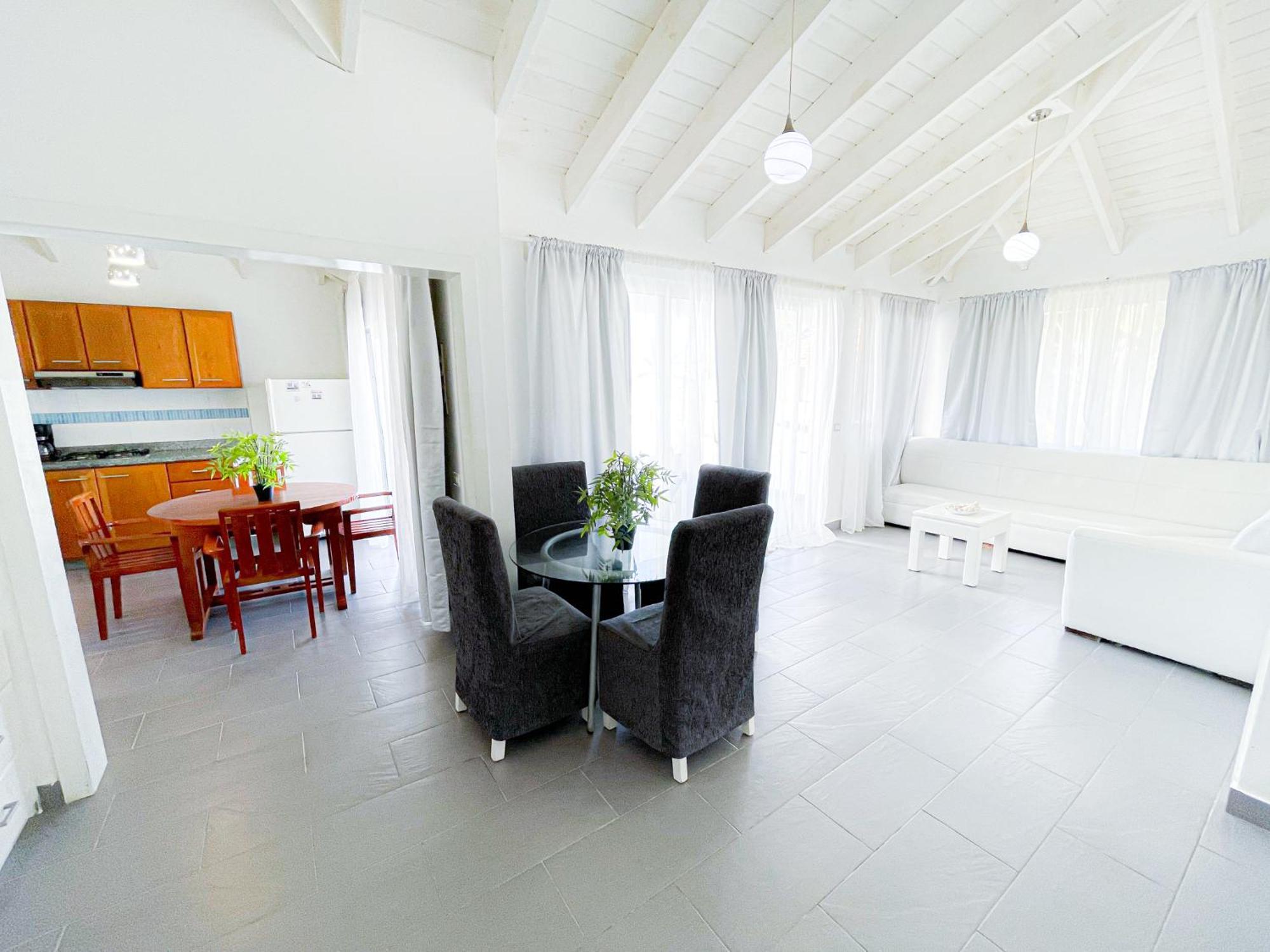 Sunny Seascape Villas & Aparts Hotel Wifi Bbq Los Corales Bavaro Beach Club & Spa Punta Cana Exterior photo