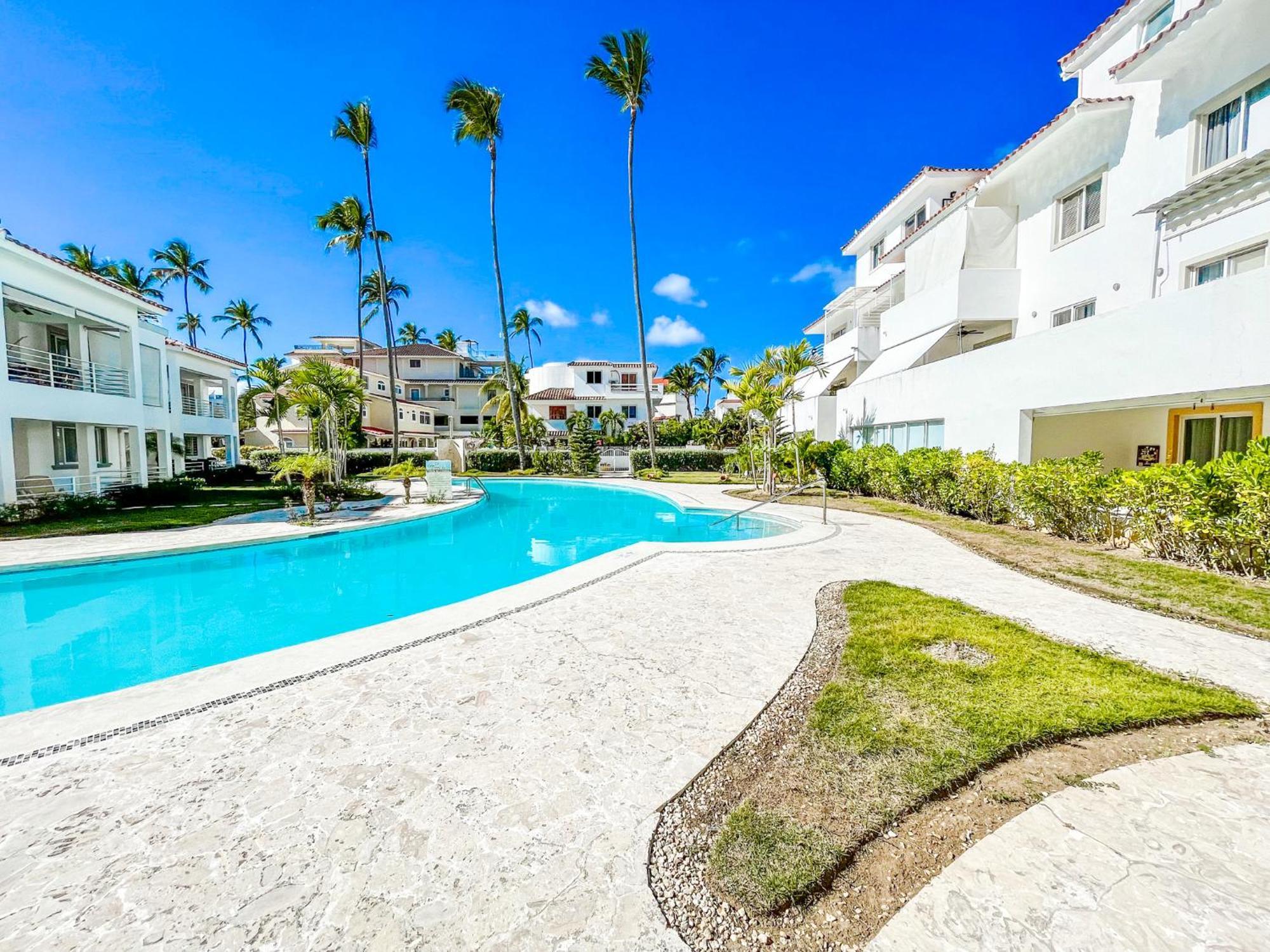 Sunny Seascape Villas & Aparts Hotel Wifi Bbq Los Corales Bavaro Beach Club & Spa Punta Cana Exterior photo